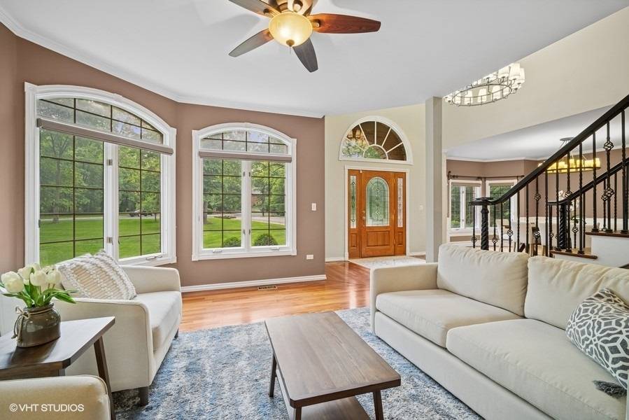 Libertyville, IL 60048,1561 Thorneberry CT W