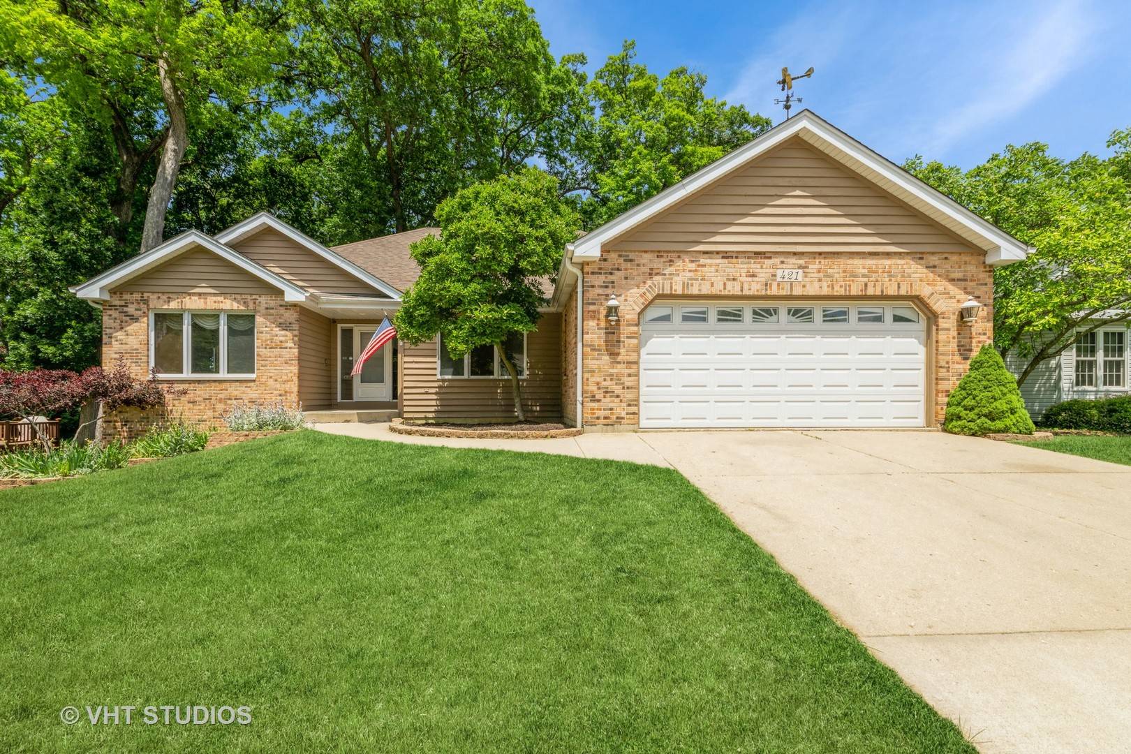 Carpentersville, IL 60110,421 Windham TRL