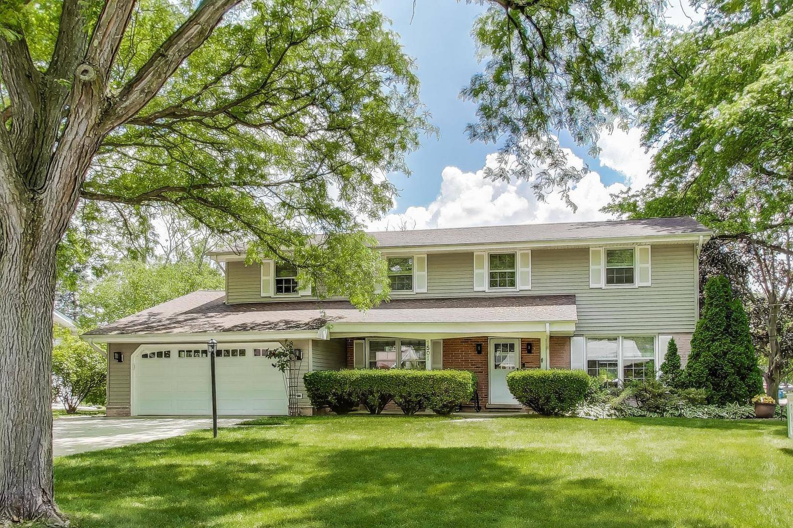 Mount Prospect, IL 60056,1501 E Greenwood DR