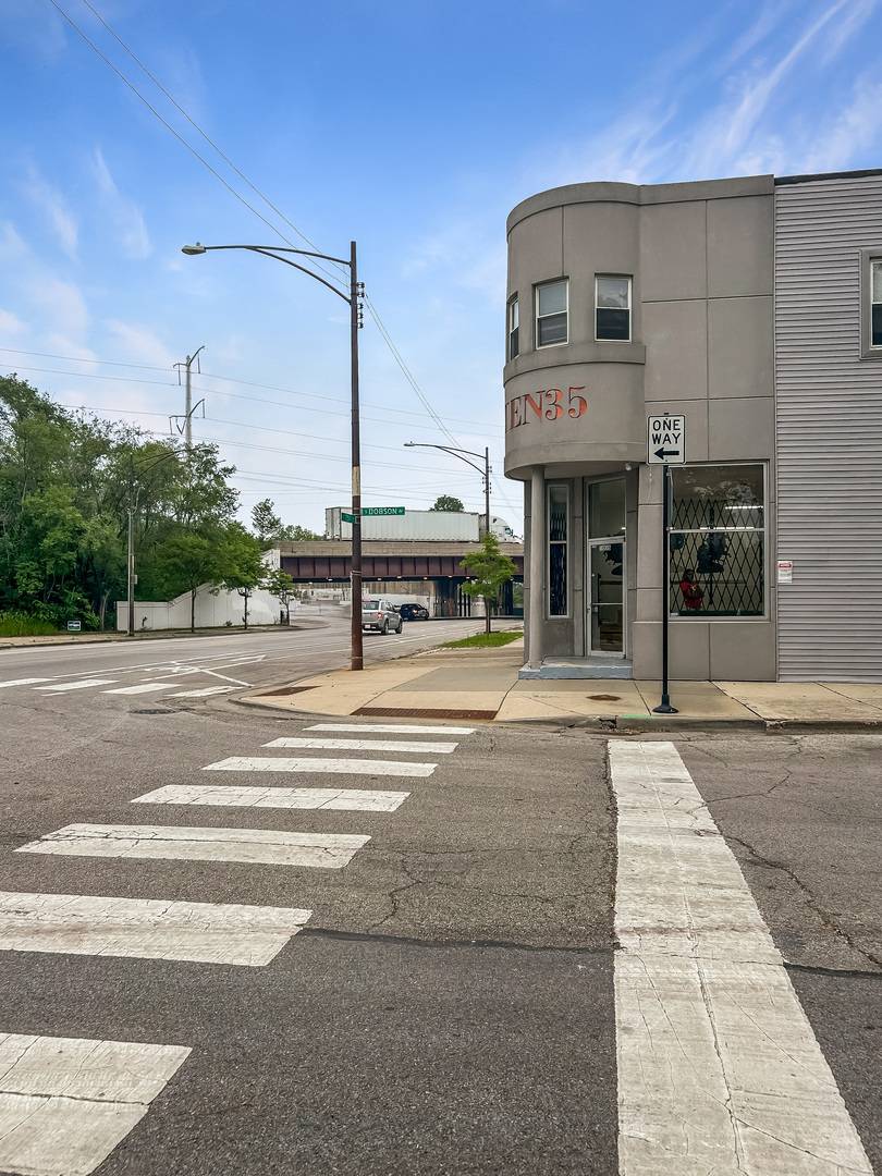 Chicago, IL 60619,1035 E 75th ST #2