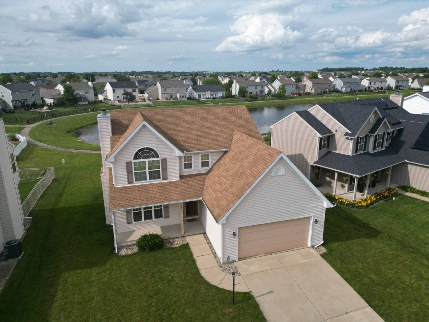 Champaign, IL 61822,3922 Wild Flower DR