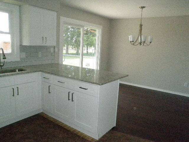 Ottawa, IL 61350,415 Palmor DR