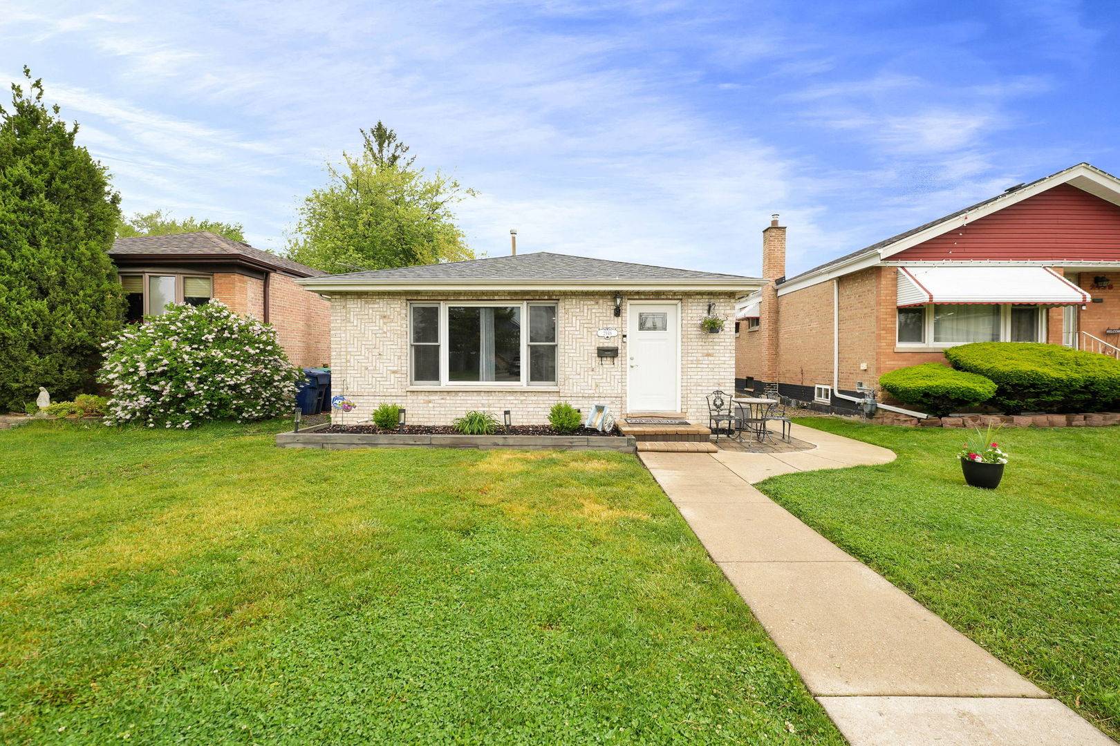 Evergreen Park, IL 60805,2946 W 102nd ST