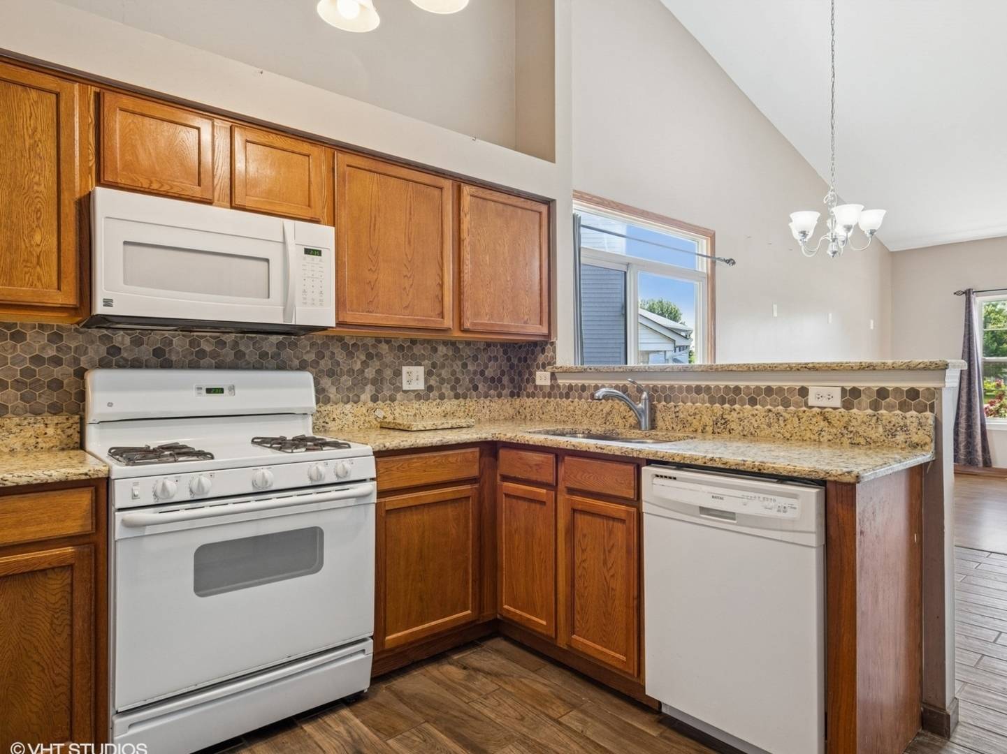 Plano, IL 60545,722 Eberly CT