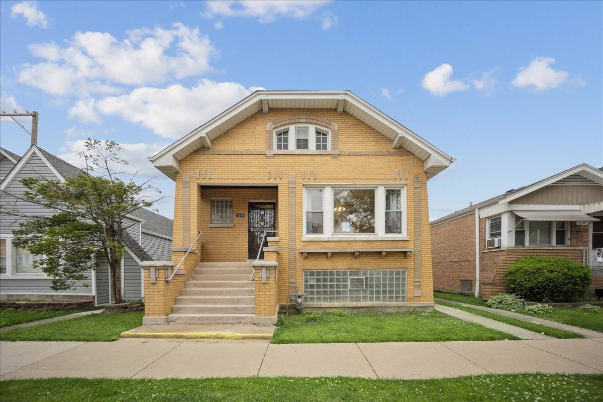 Berwyn, IL 60402,2215 Cuyler AVE