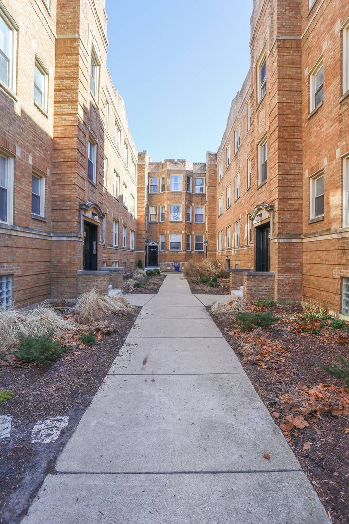Chicago, IL 60640,5549.5 N Magnolia AVE #1E
