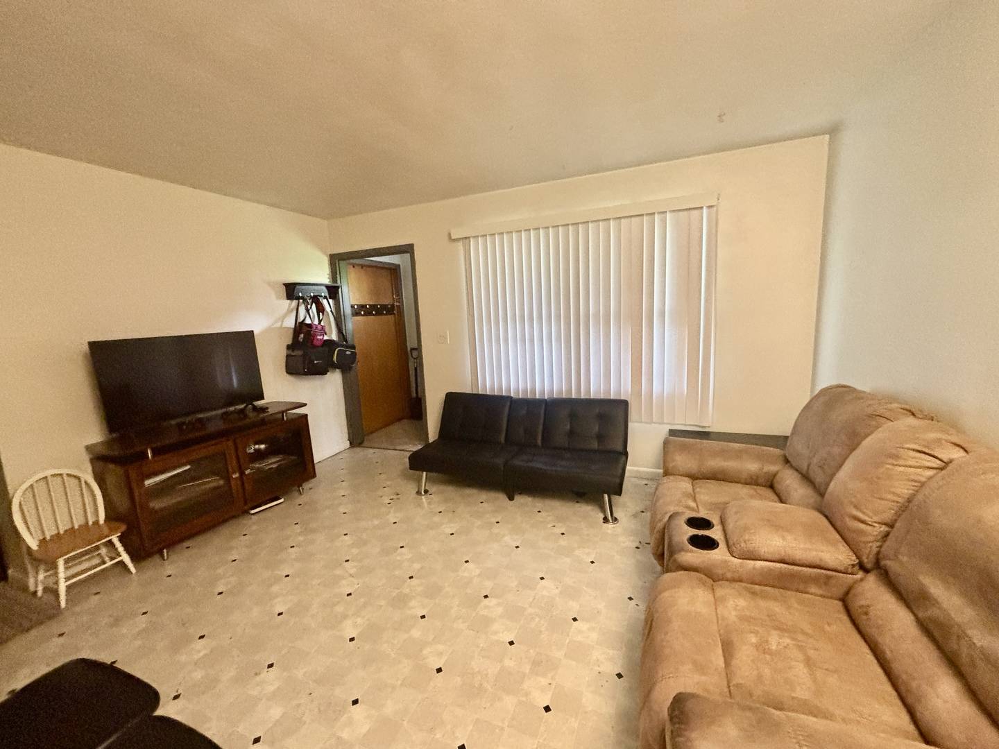Belvidere, IL 61008,328 W Harrison ST