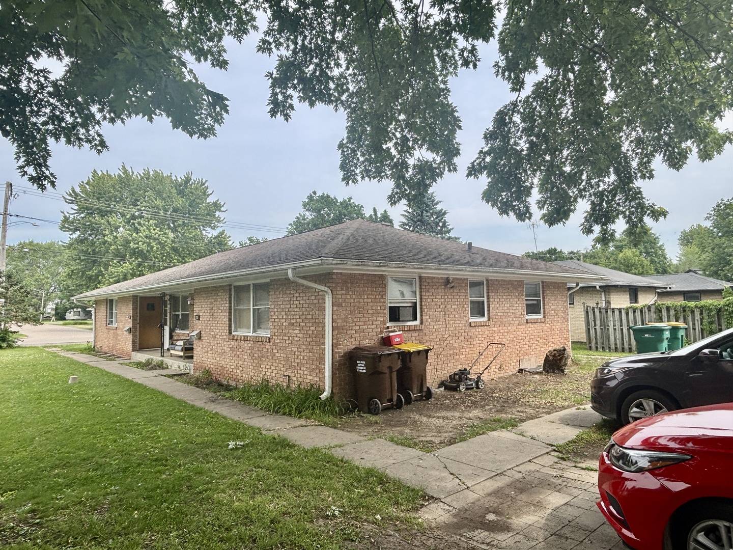 Belvidere, IL 61008,328 W Harrison ST