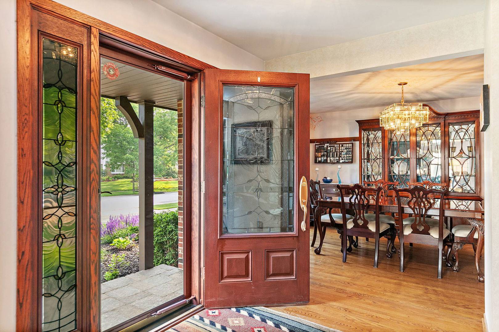 Itasca, IL 60143,1044 Inverness LN