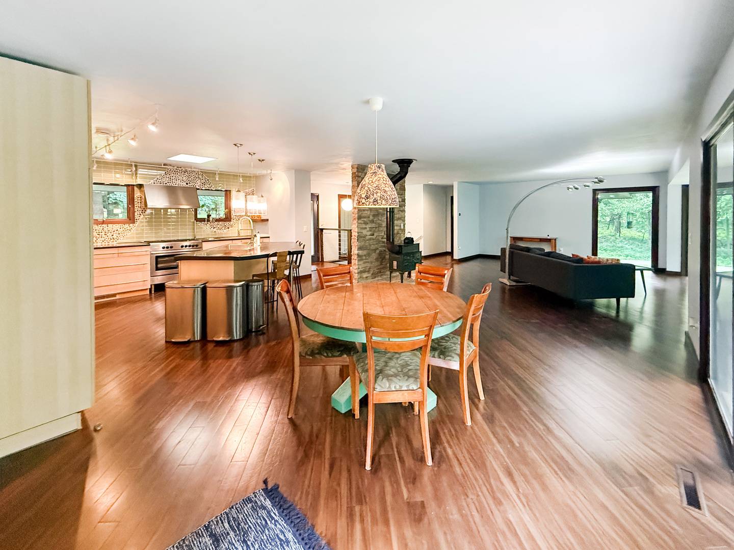 Freeport, IL 61032,1845 Gladewood DR
