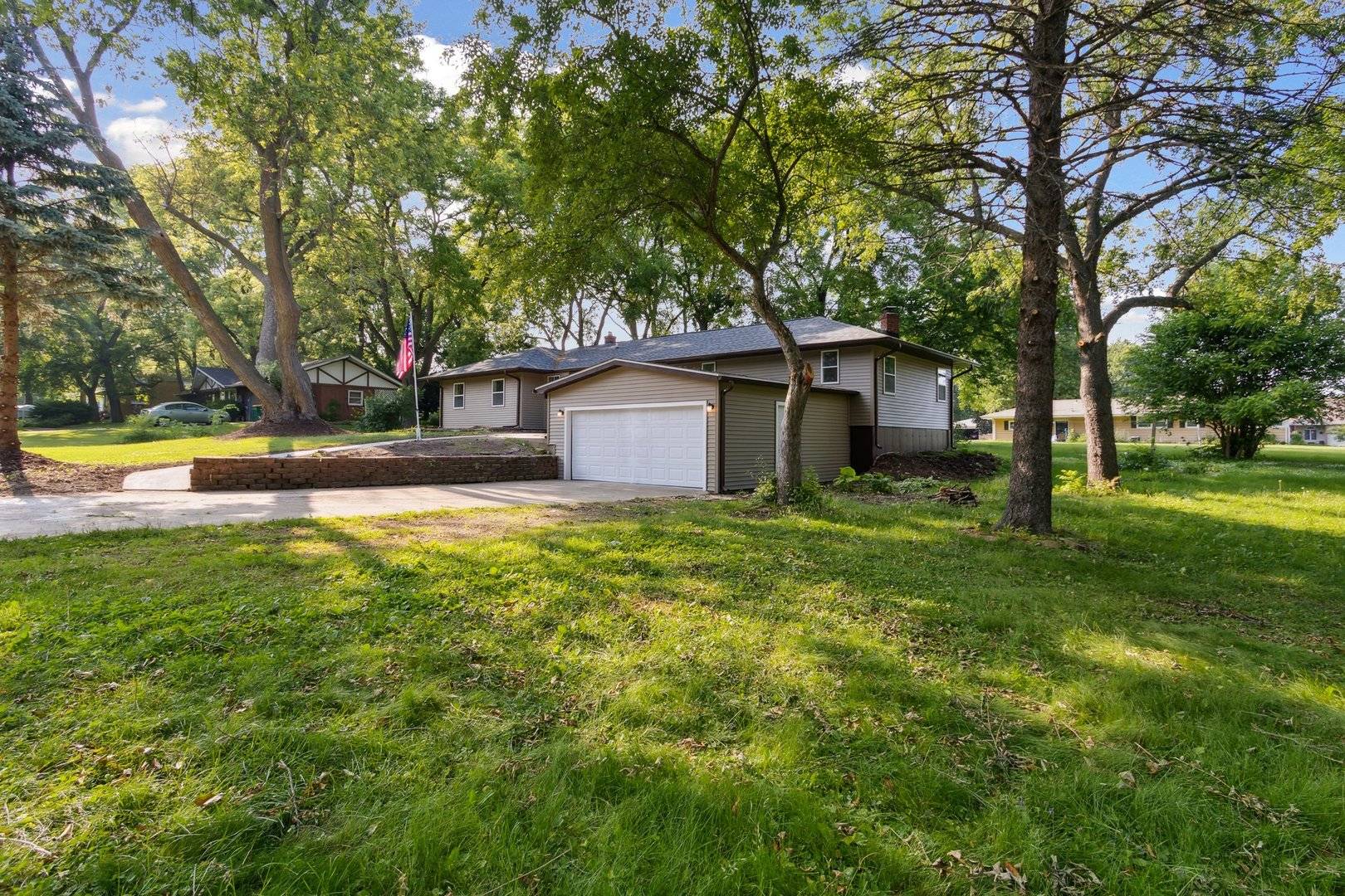 Rockford, IL 61102,401 Homestead LN