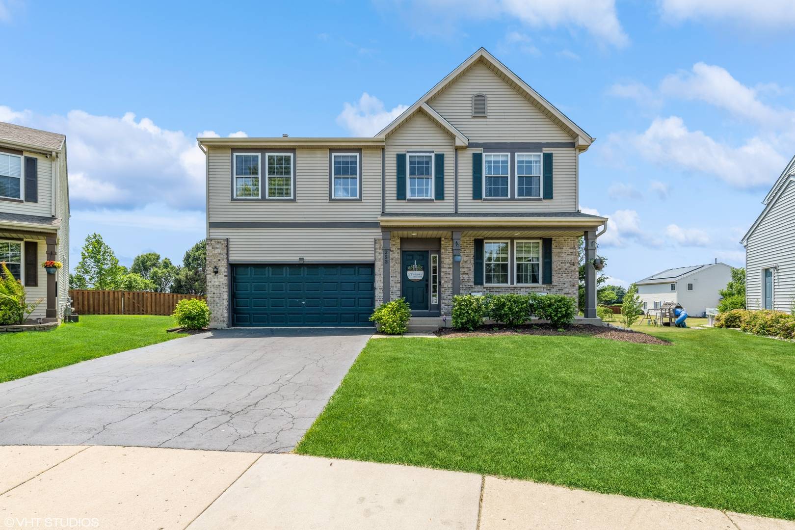 Pingree Grove, IL 60140,253 Brookhaven TRL