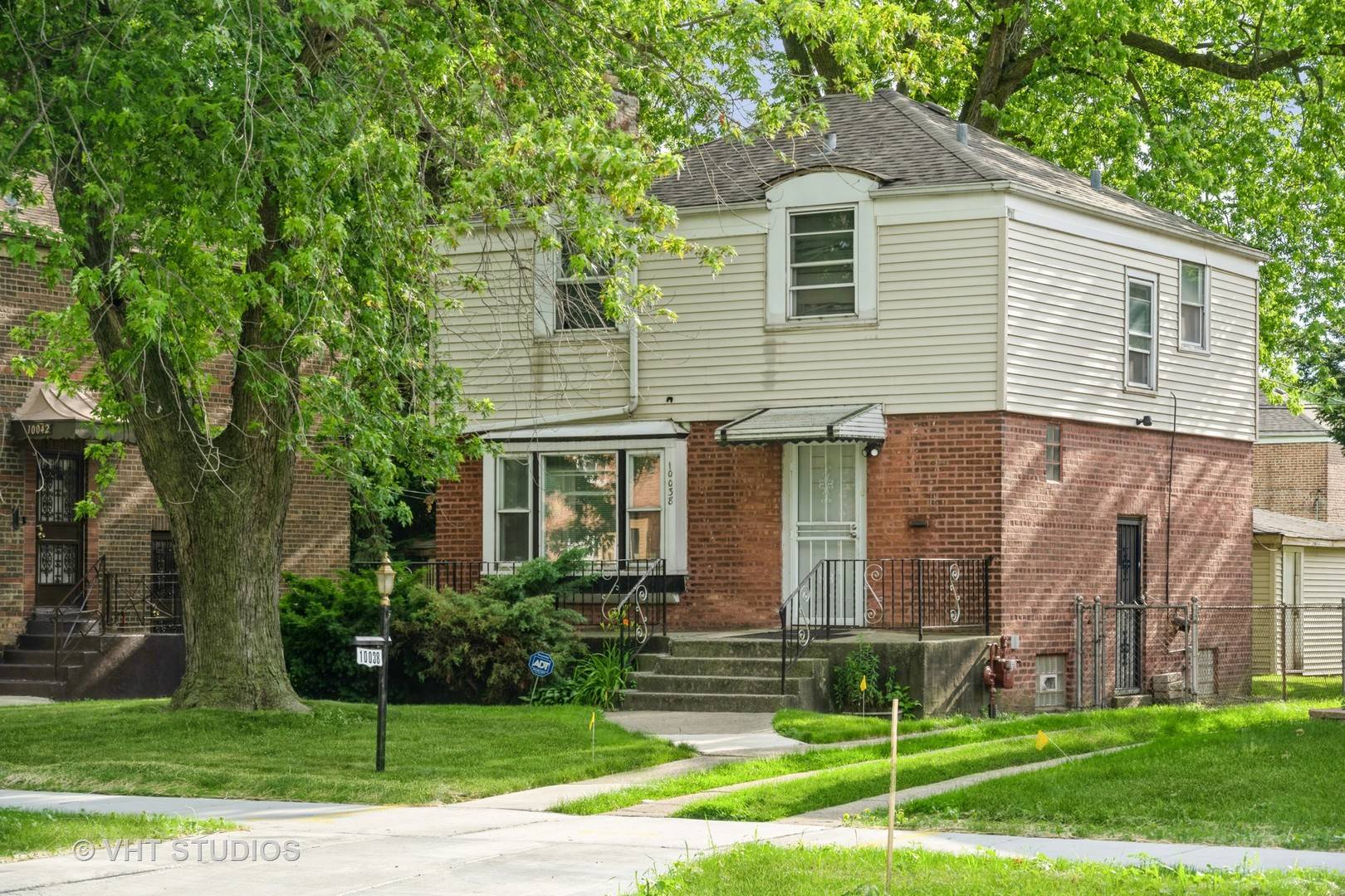 Chicago, IL 60617,Address not disclosed
