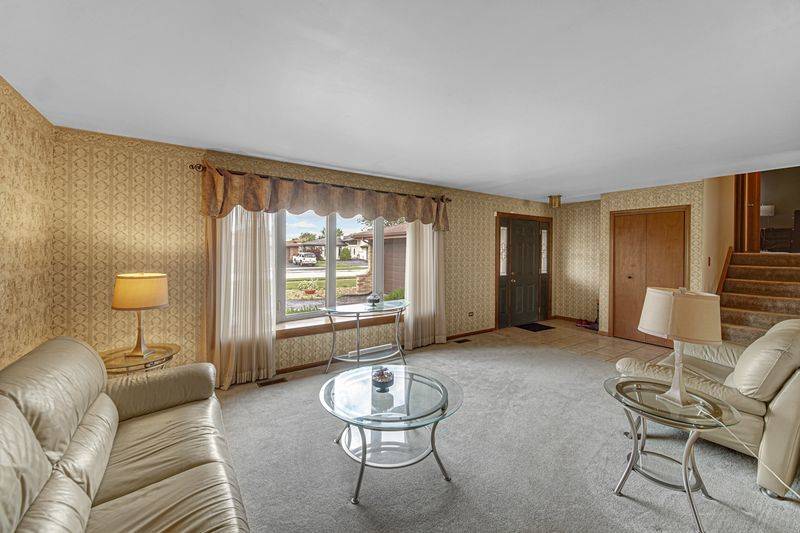 Lansing, IL 60438,19221 Grant ST