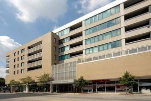 Evanston, IL 60202,900 Chicago AVE #316