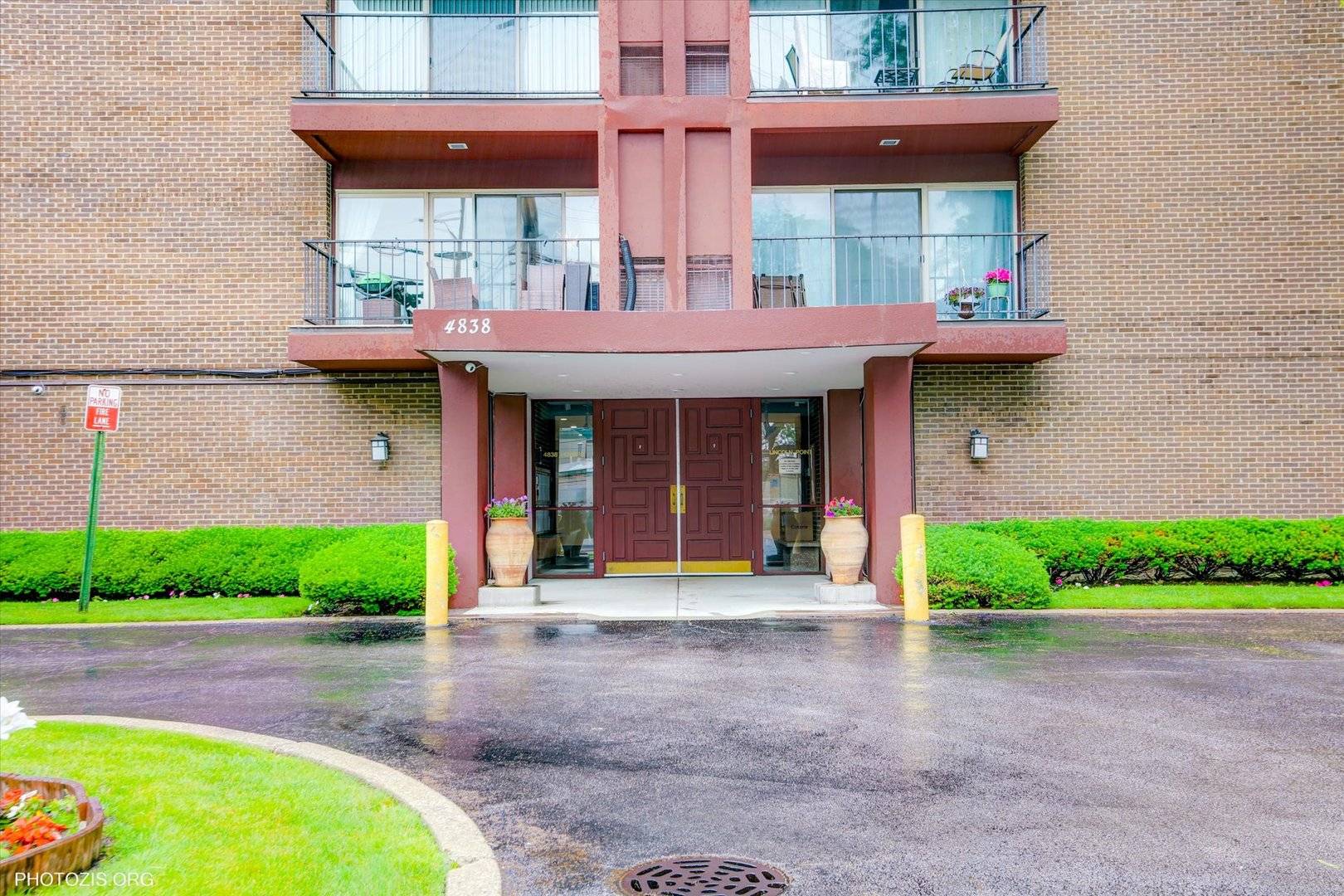 Skokie, IL 60077,4838 Howard ST #301