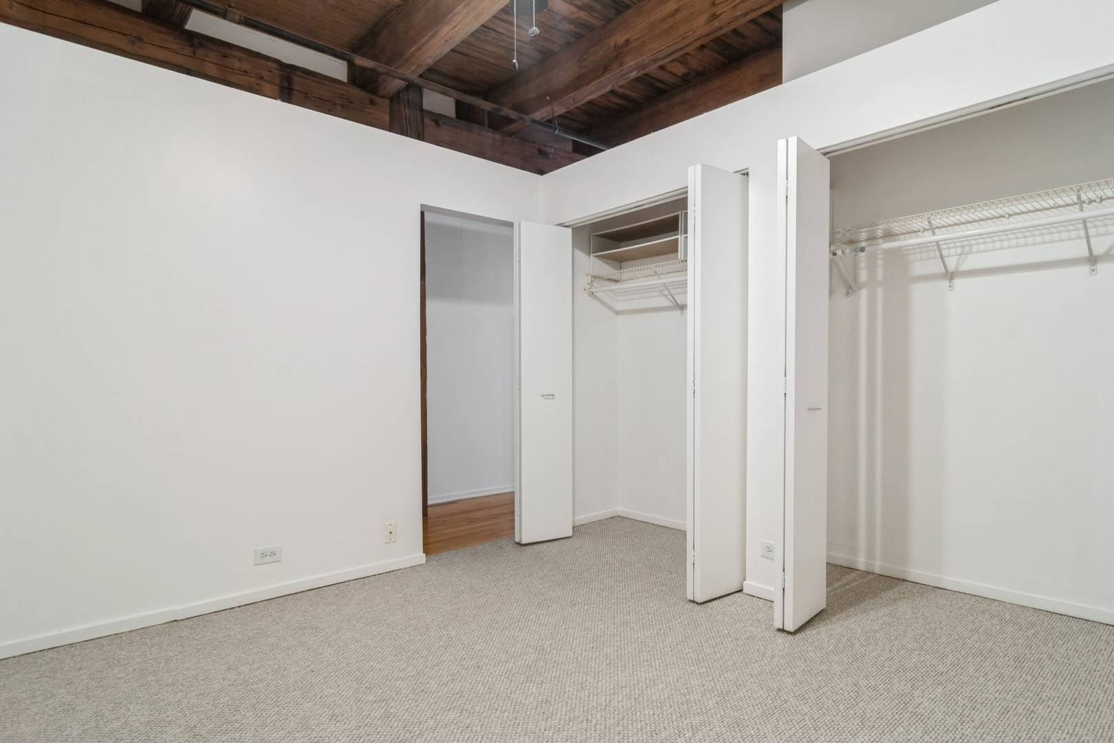 Chicago, IL 60661,625 W JACKSON BLVD #306