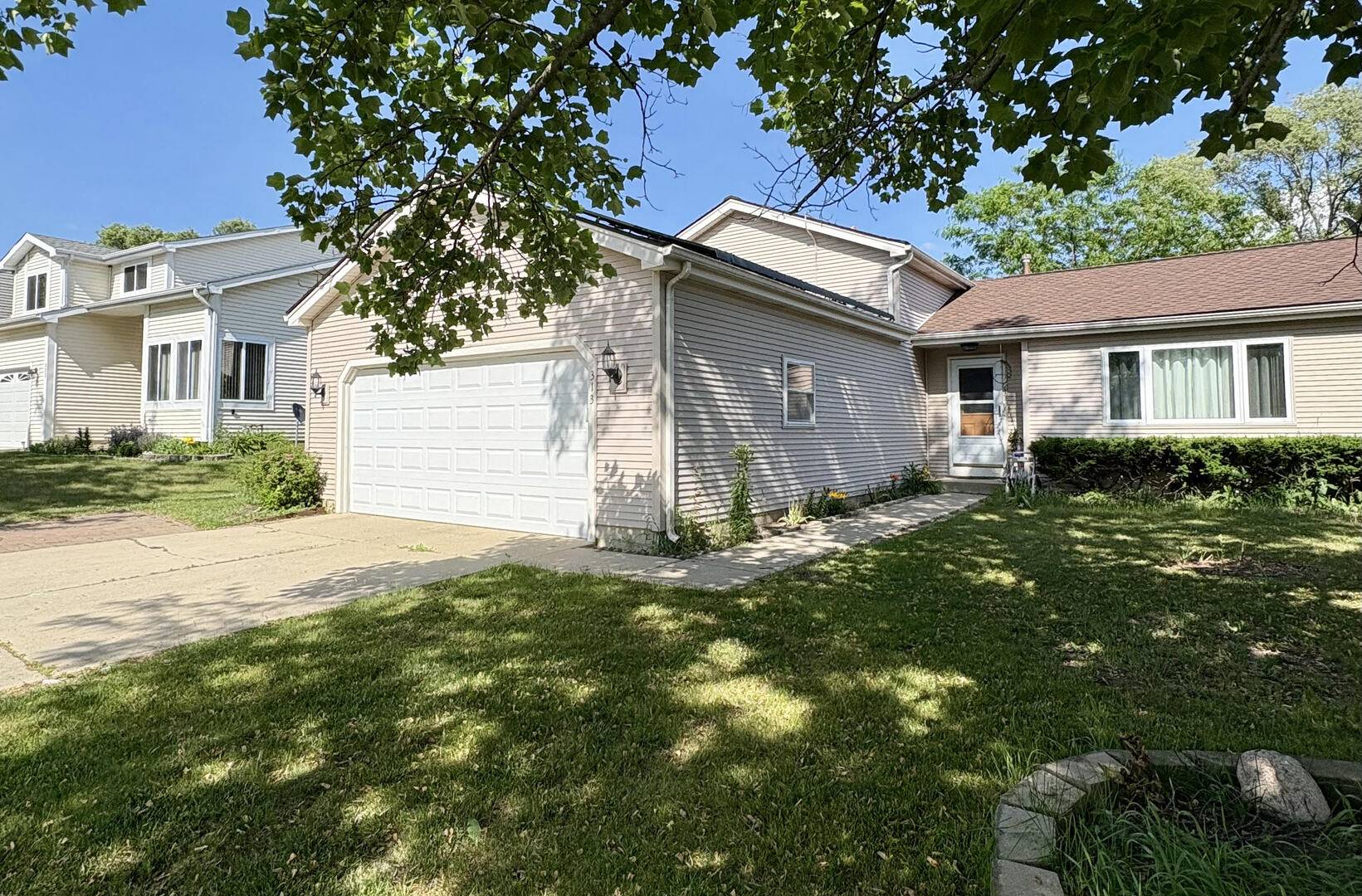 Round Lake Park, IL 60073,313 Linden DR