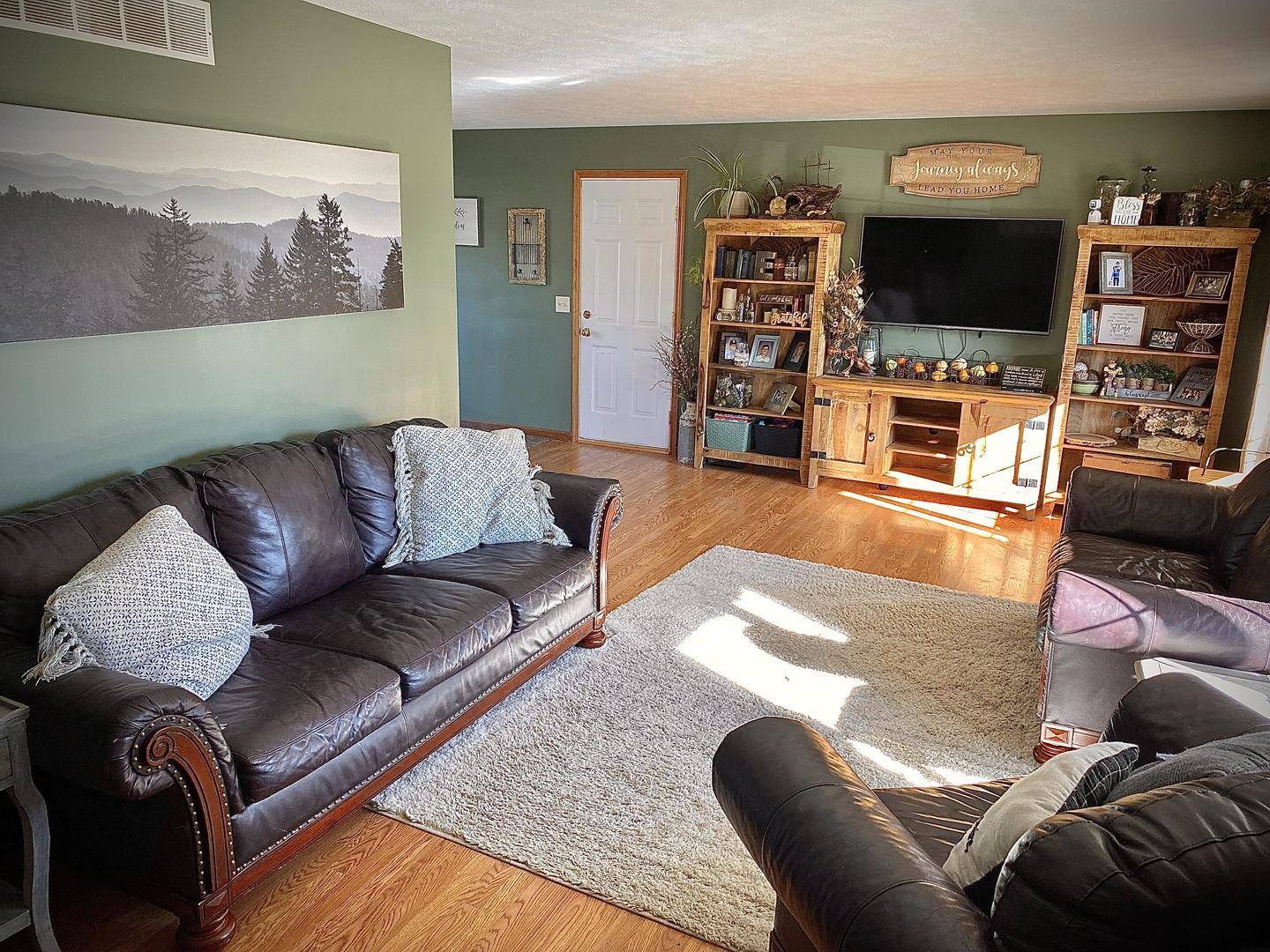Danvers, IL 61732,606 Briarwood DR