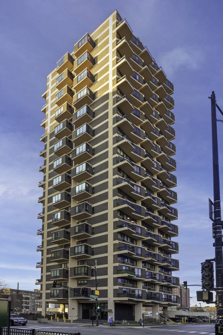 Chicago, IL 60660,6166 N Sheridan RD #6L