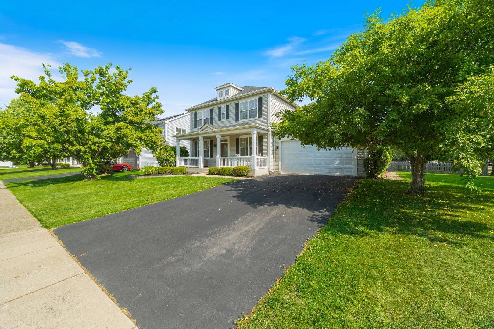 Bolingbrook, IL 60490,1616 Sutton PL