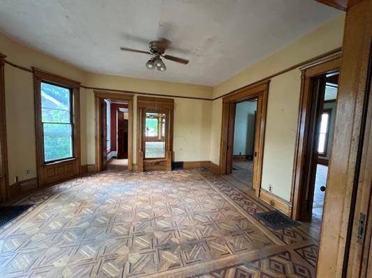 Freeport, IL 61032,642 W Stephenson ST