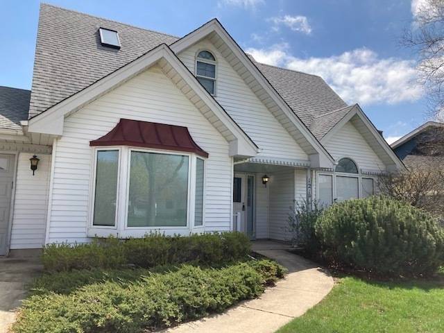 Schaumburg, IL 60193,121 Glenridge LN