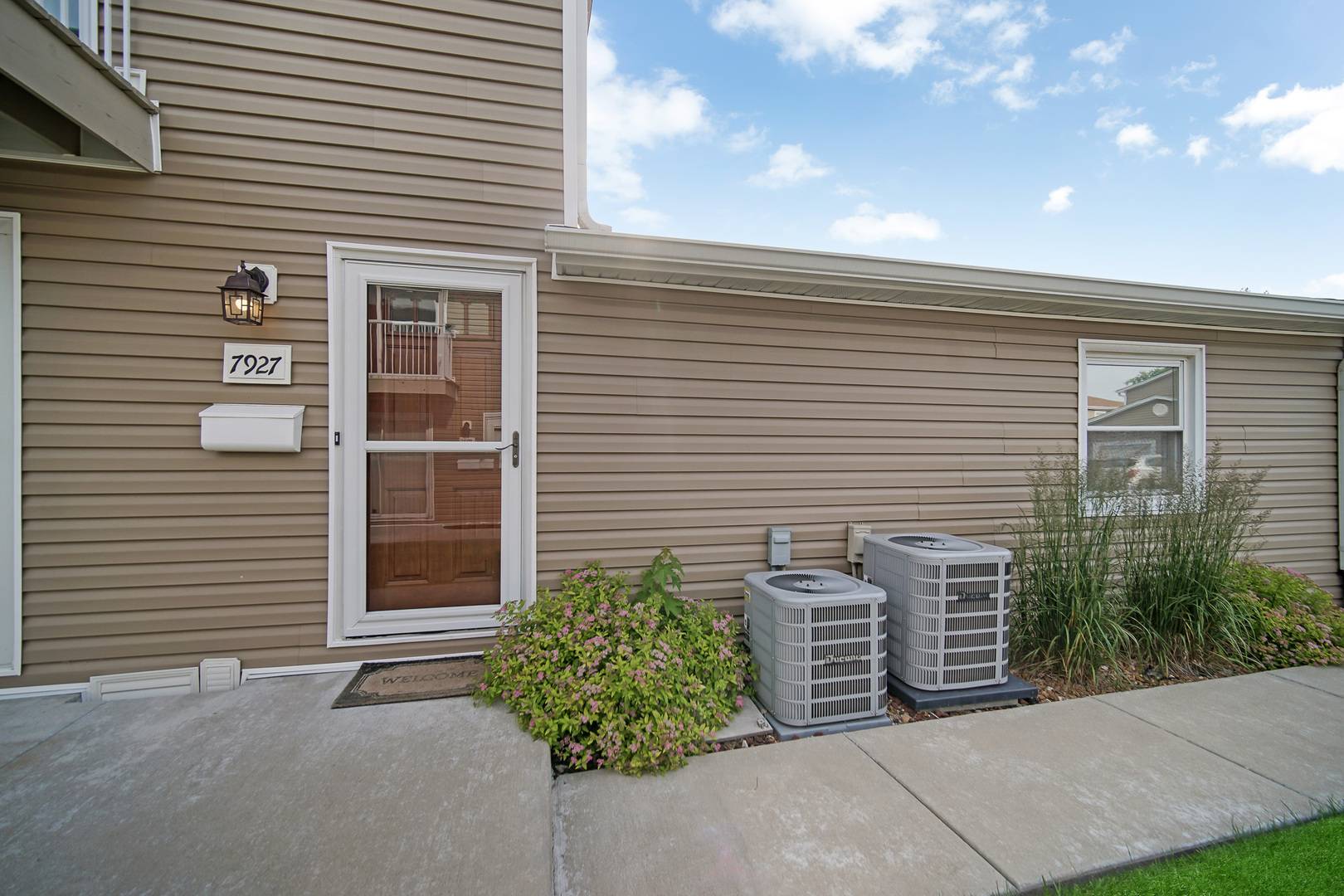 Tinley Park, IL 60477,7927 164th PL #236