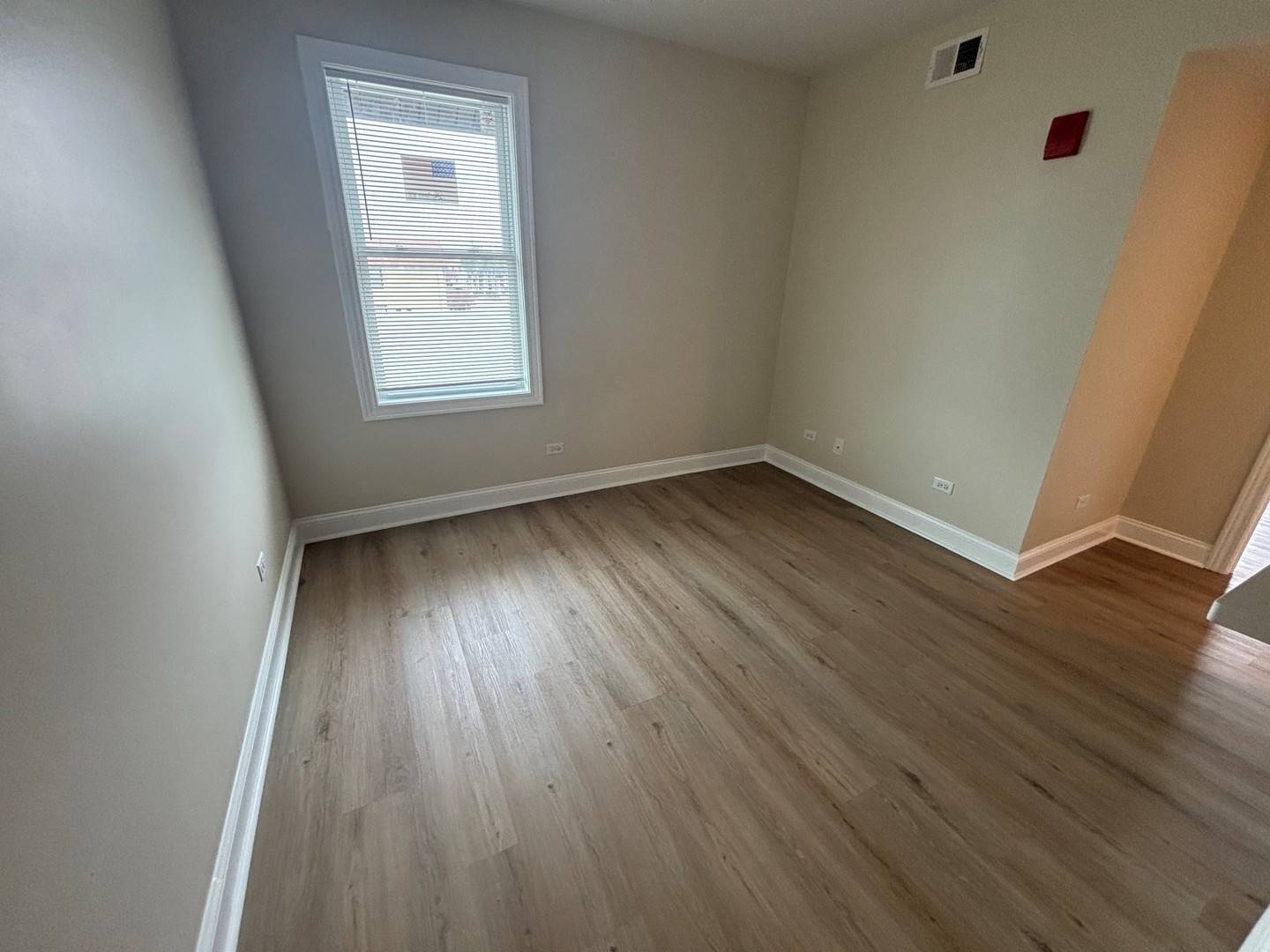 Mokena, IL 60448,11116 Front ST #202