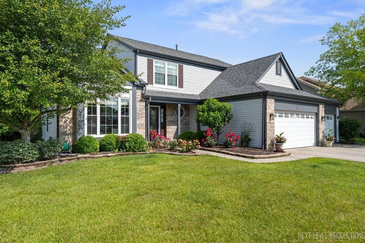 South Elgin, IL 60177,316 Cornwall AVE