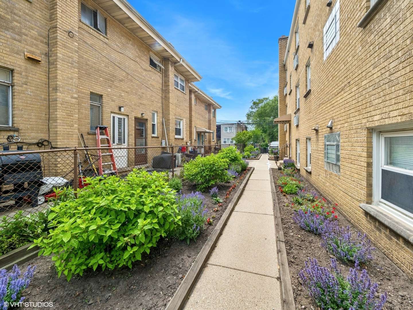 Skokie, IL 60077,4801 Grove ST
