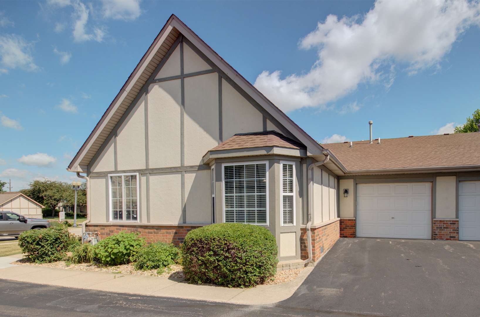 Crest Hill, IL 60403,1740 Willow Circle DR #1740