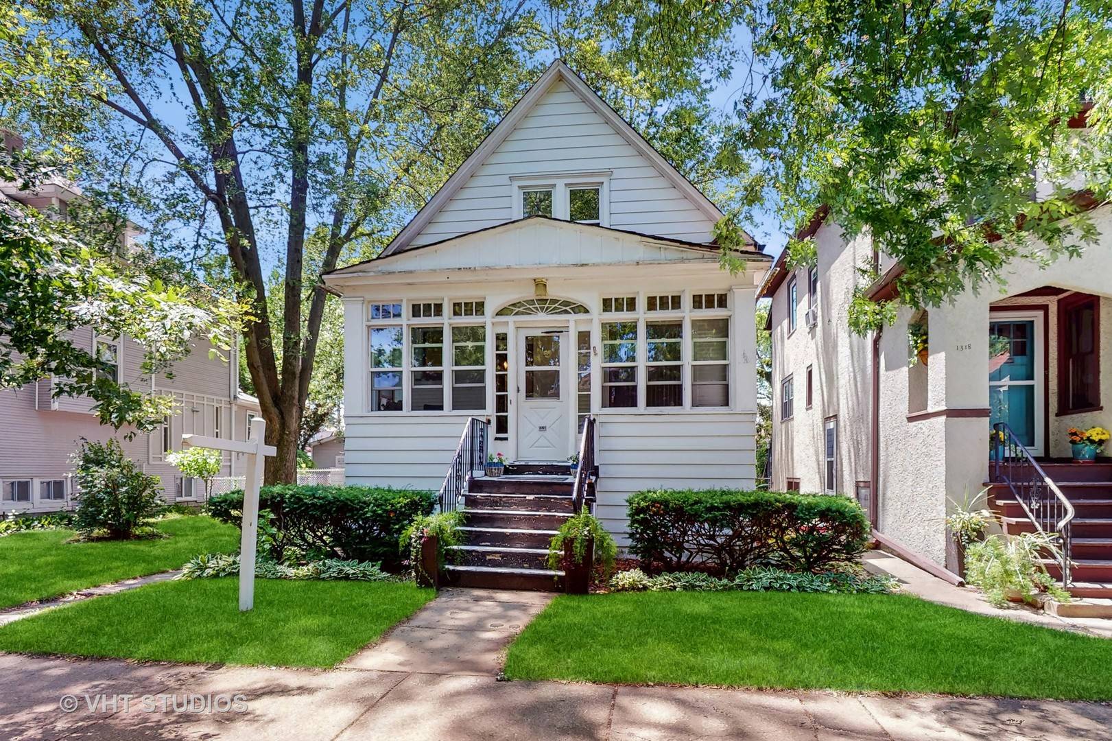 Berwyn, IL 60402,1320 Oak Park AVE