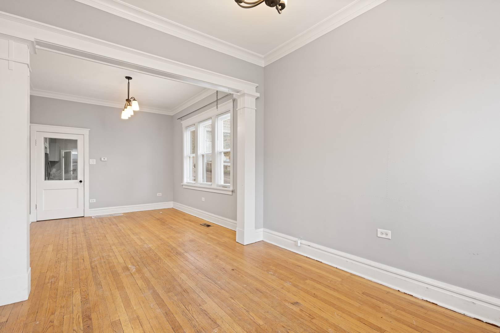 Chicago, IL 60608,2713 W 24th PL