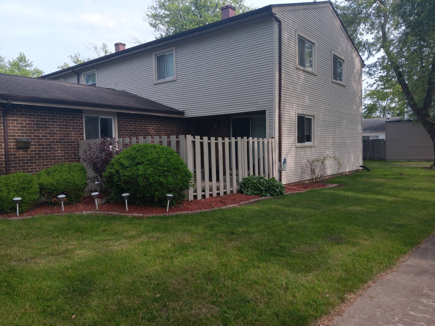 University Park, IL 60484,853 Greenbriar LN