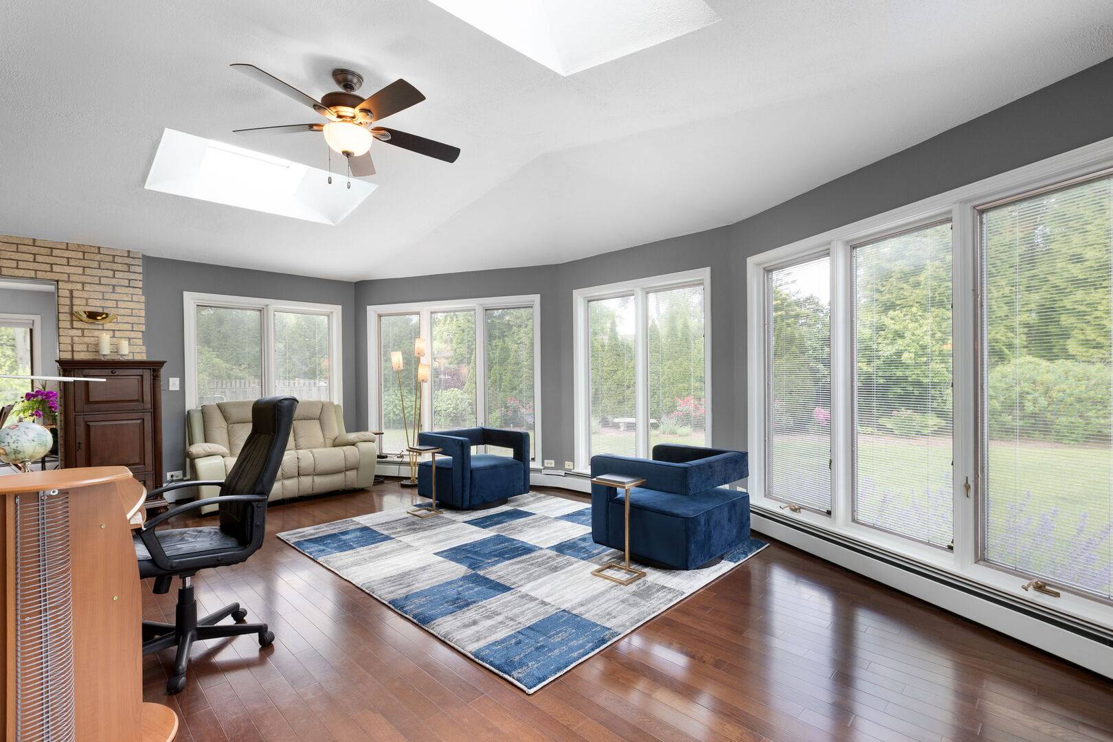 Lake Forest, IL 60045,1060 Highland AVE