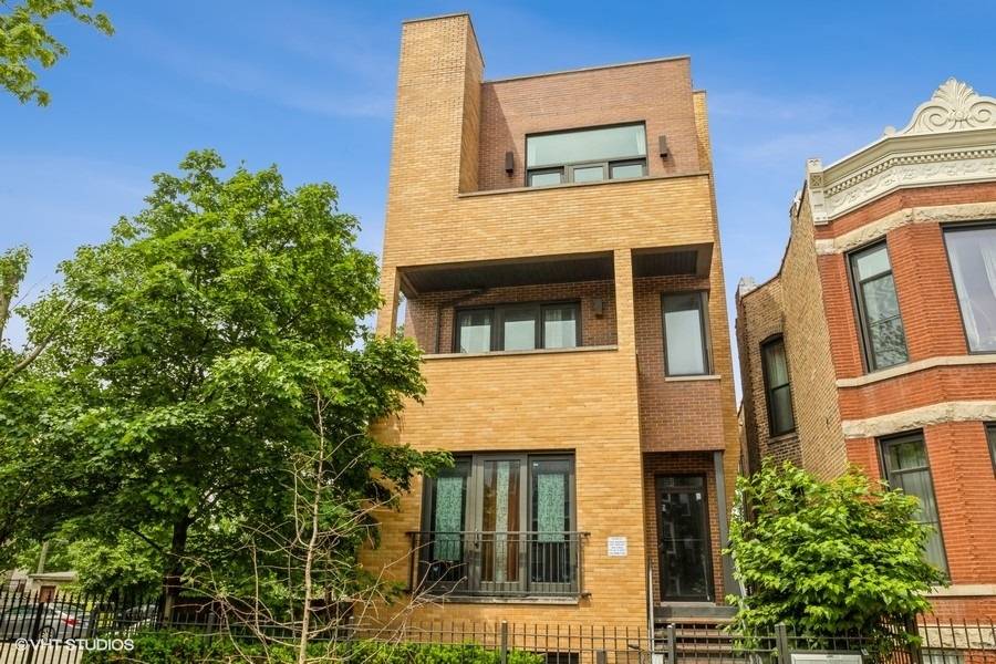 Chicago, IL 60637,6640 S Maryland AVE #2