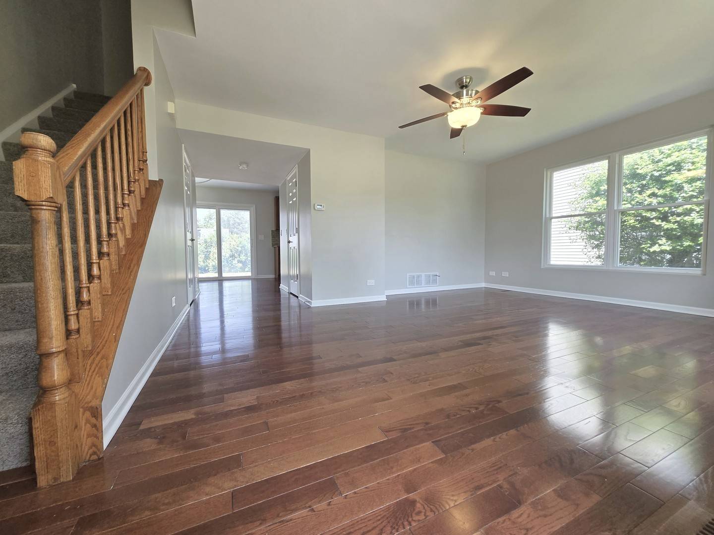 Carpentersville, IL 60110,1816 Cambridge DR