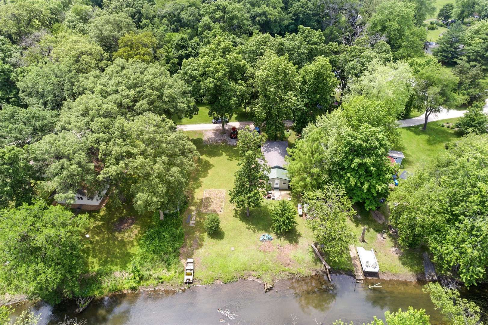 Momence, IL 60954,15789 E Channel LN