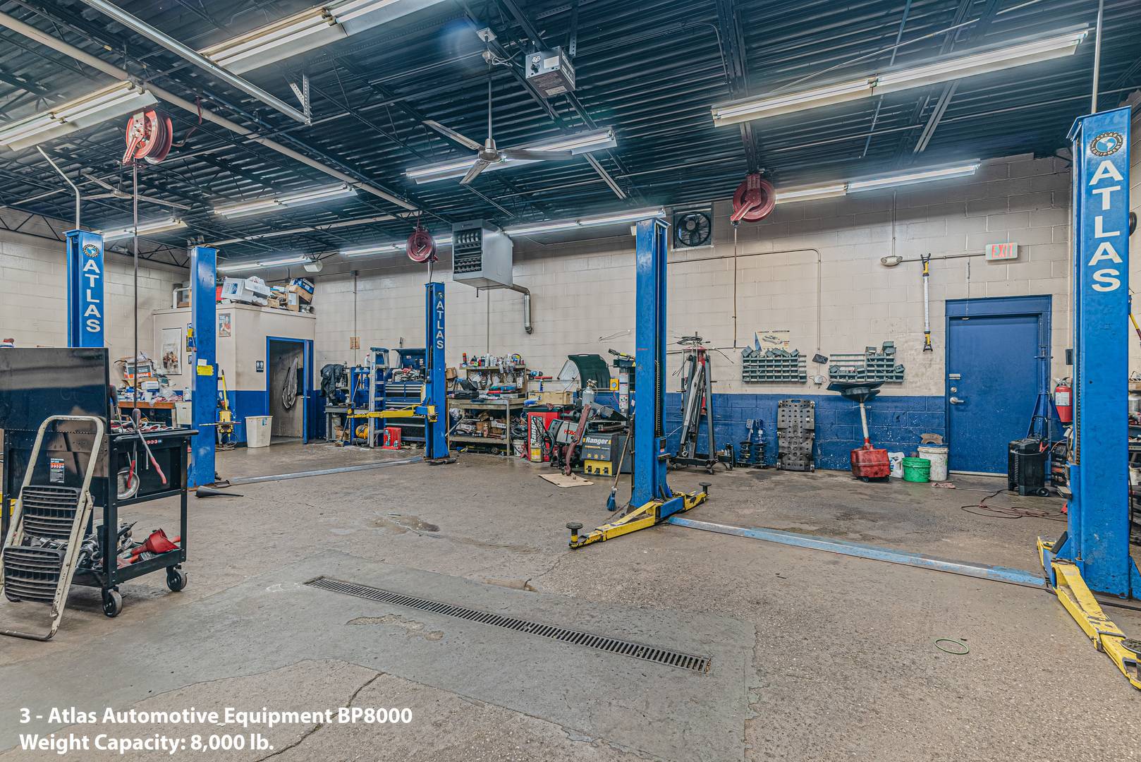 Elgin, IL 60120,576 Page AVE