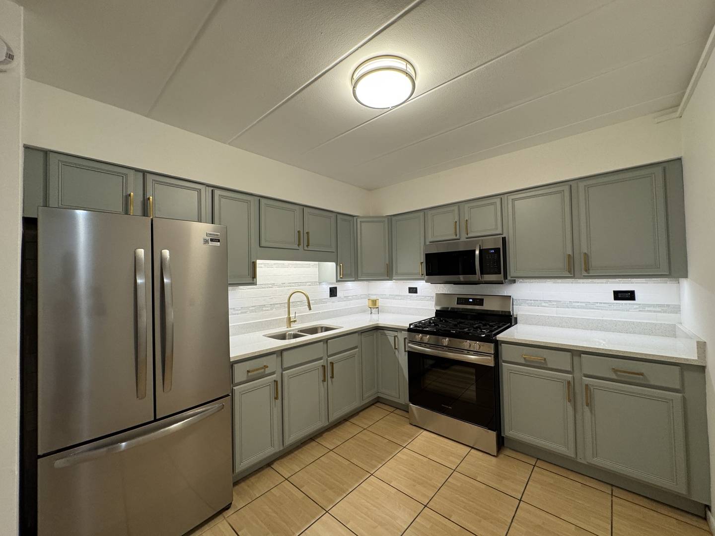 Elmwood Park, IL 60707,2546 N Harlem AVE #GA