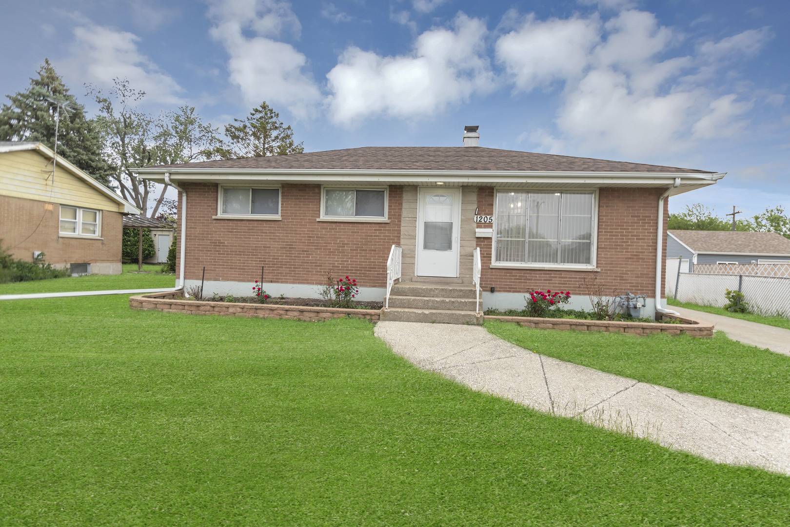 Berkeley, IL 60163,1205 N Irving AVE