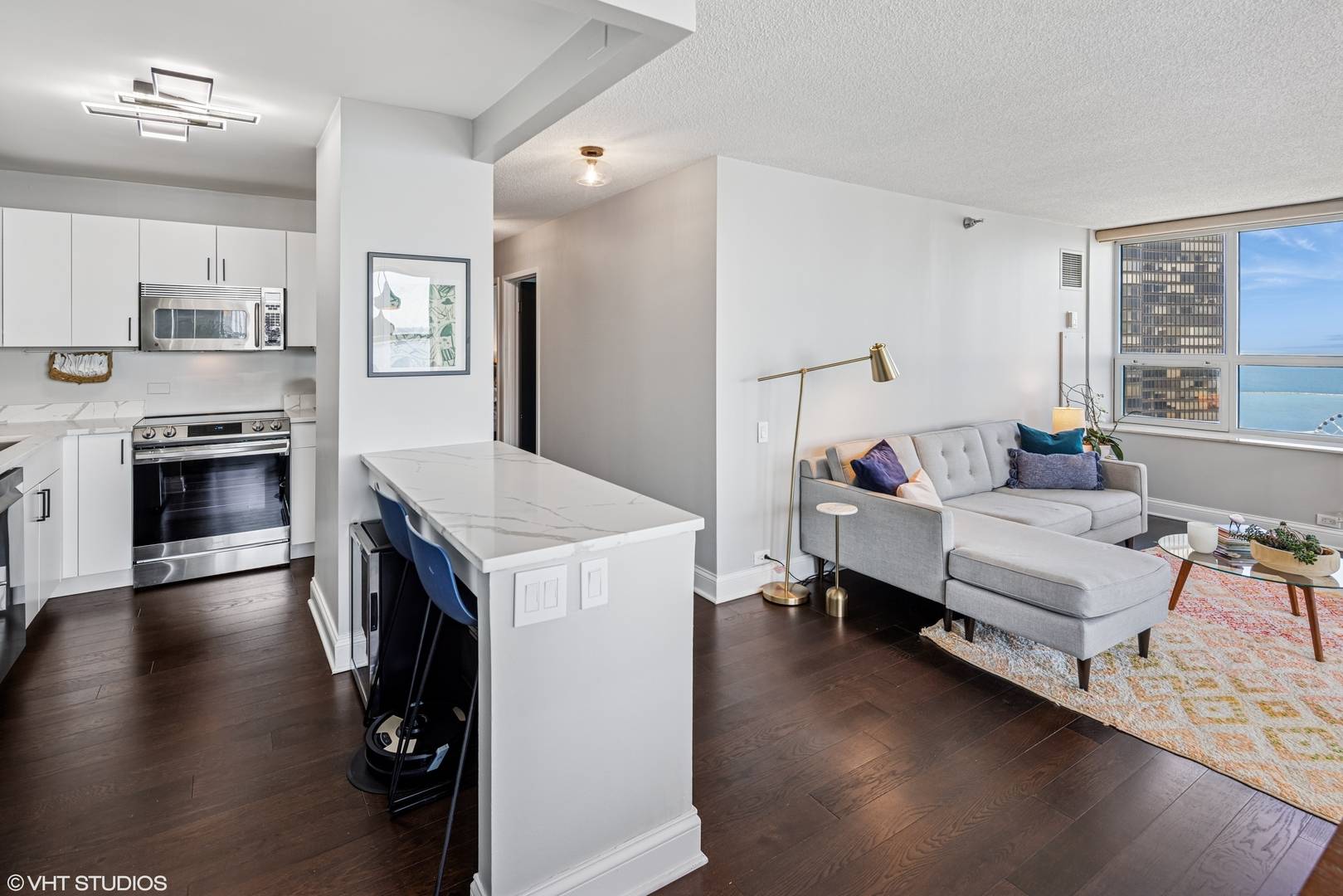 Chicago, IL 60611,474 N Lake Shore DR #3811