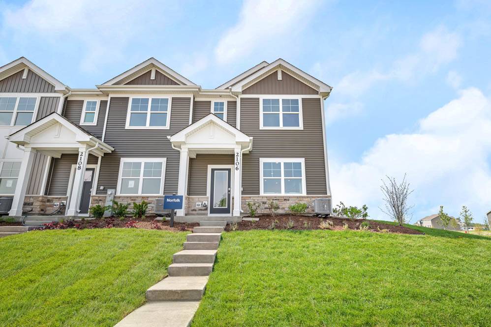 Oswego, IL 60543,2236 Barbera DR
