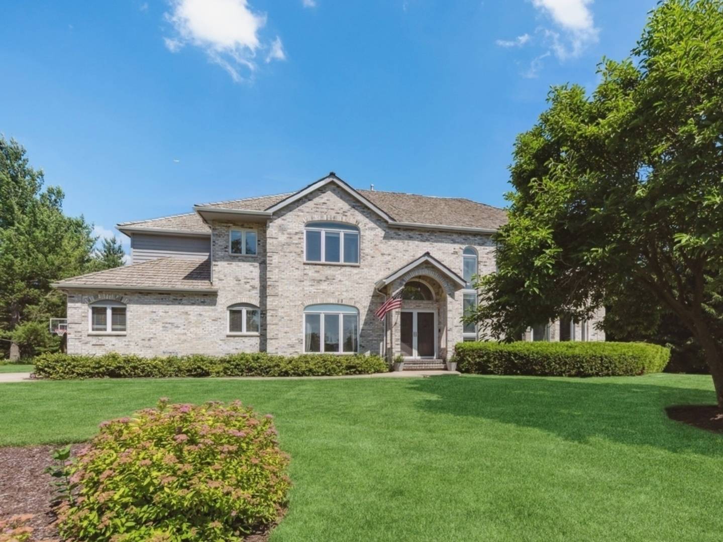 Libertyville, IL 60048,1551 DAYBREAK DR