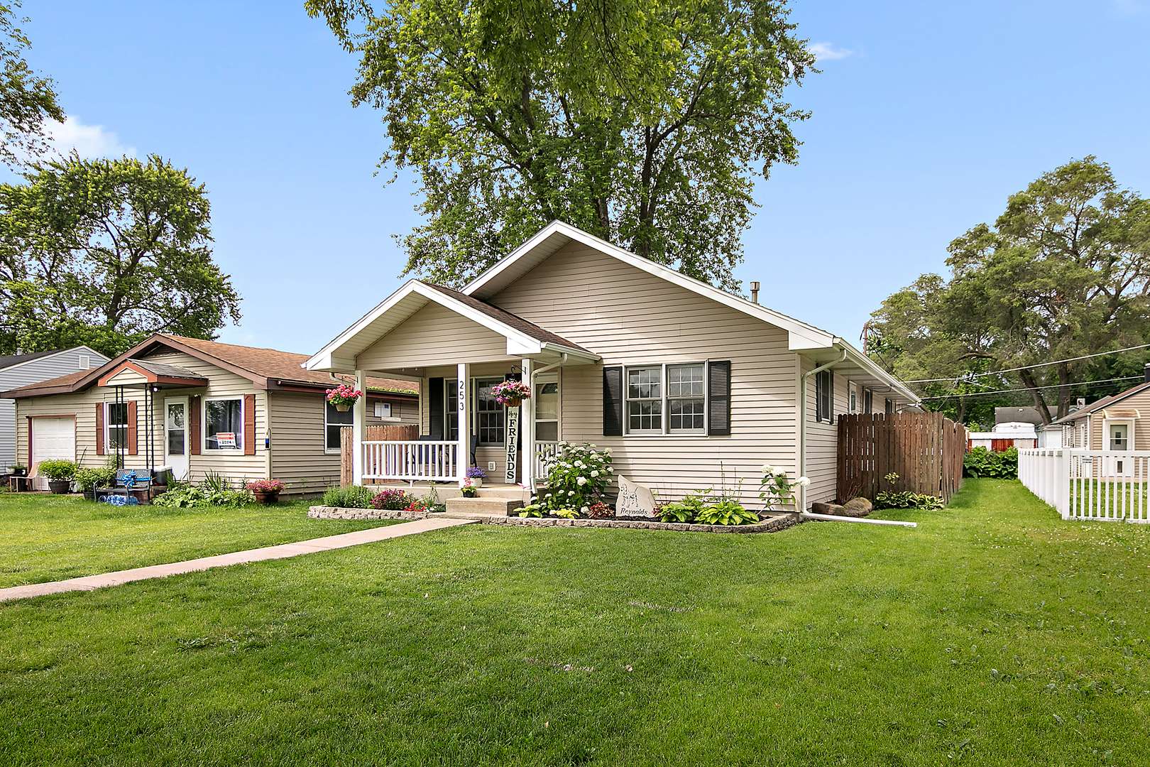 Bradley, IL 60915,253 N Jackson AVE