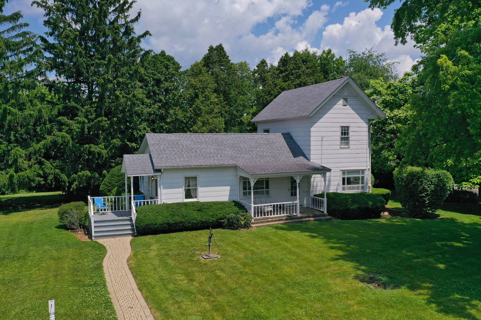 Zion, IL 60099,42008 Delany RD