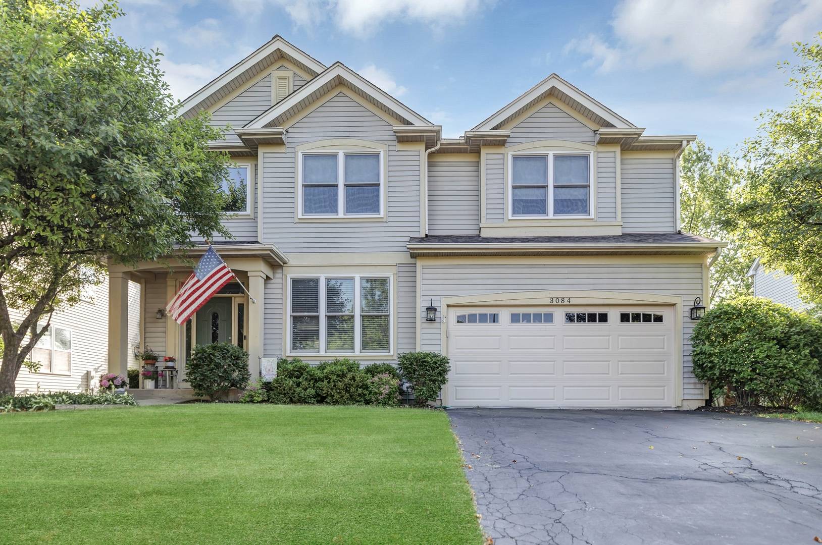 Carpentersville, IL 60110,3084 Shenandoah DR