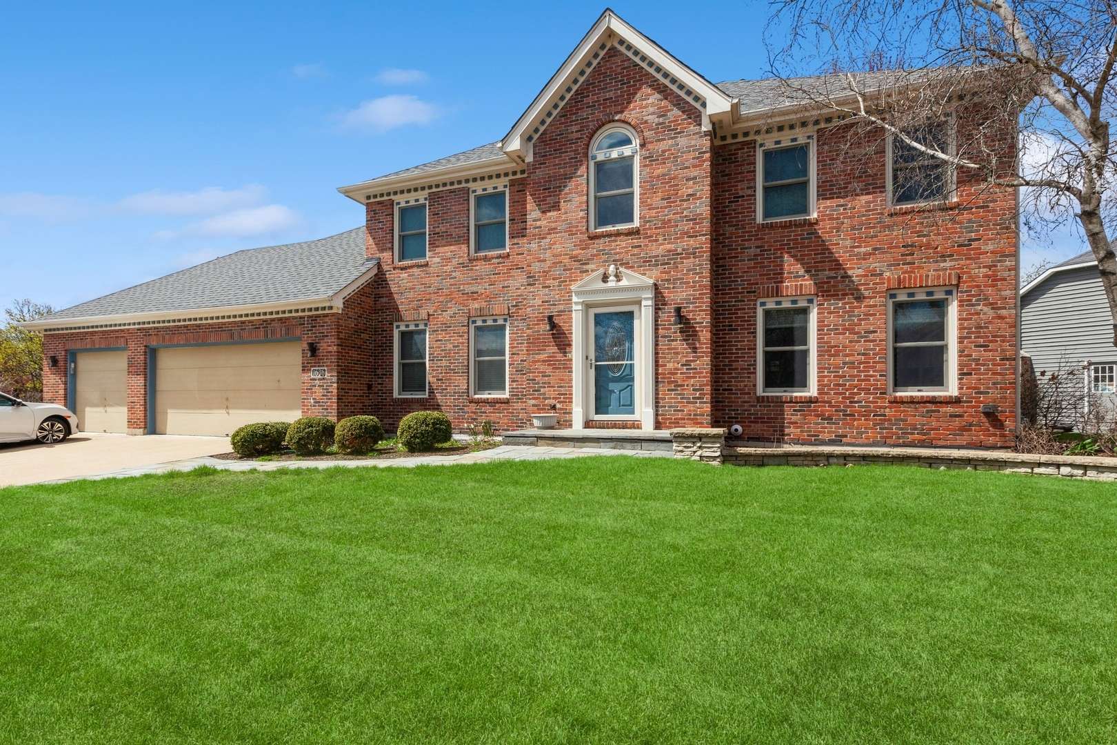 Naperville, IL 60565,1636 Canyon Run RD