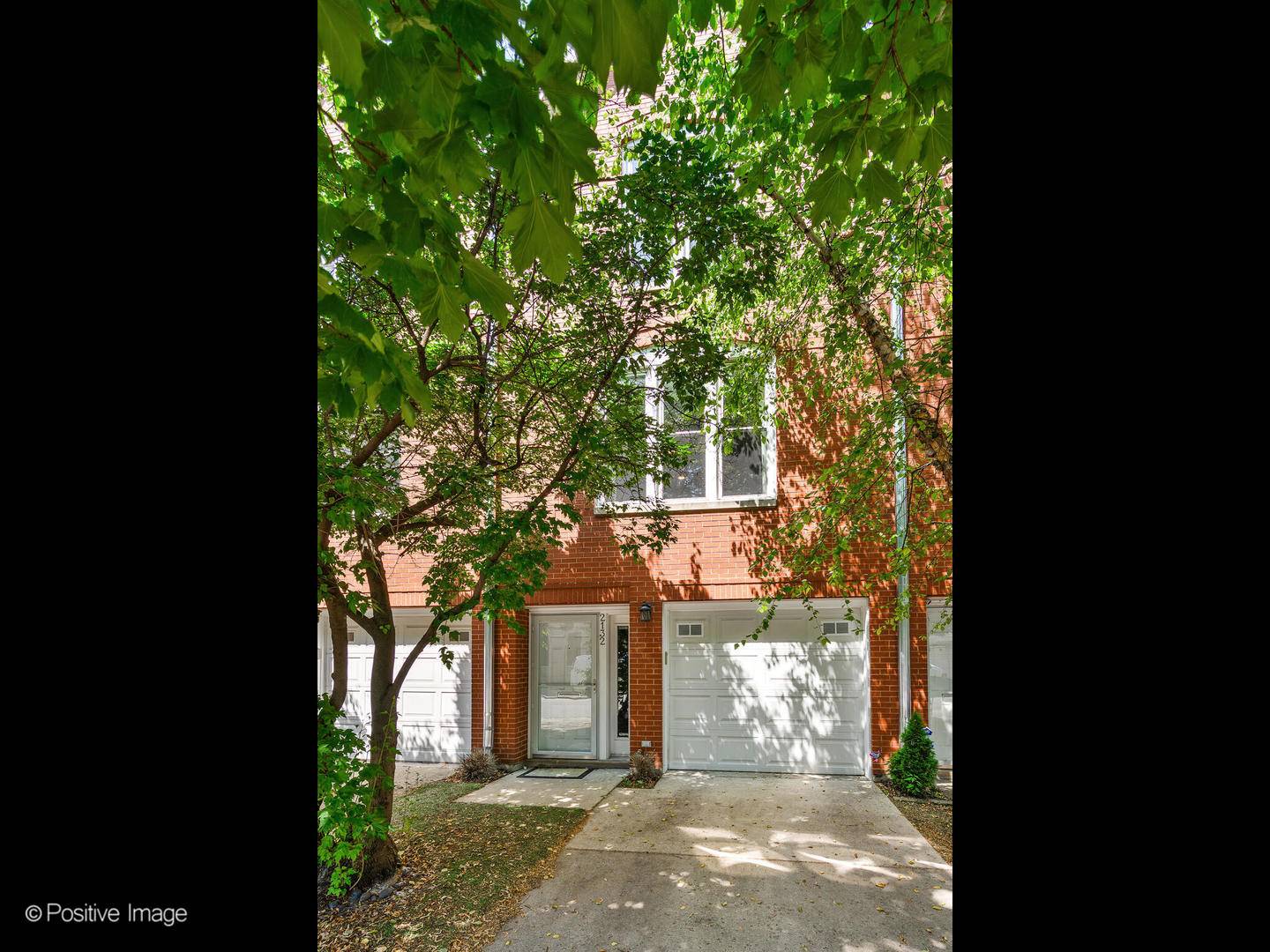 Chicago, IL 60647,2132 N Bell AVE